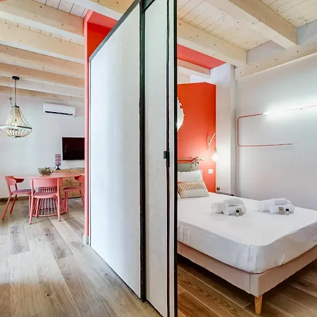 Vivilo Collection - Pigneto - Patio - Terrace - Parking Apartment